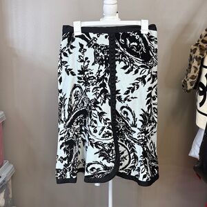 Odille Monochrome Floral Skirt